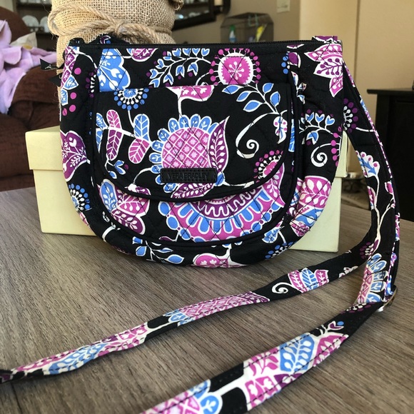 Vera Bradley Tote - Picture 4 of 4